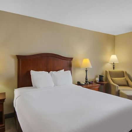 Best Western Aquia Quantico Stafford Exterior photo